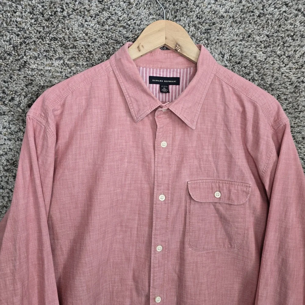 Banana Republic Shirt Mens XL‎ 17-17.5 Pink Button Up Pocket Long Sleeve Casual